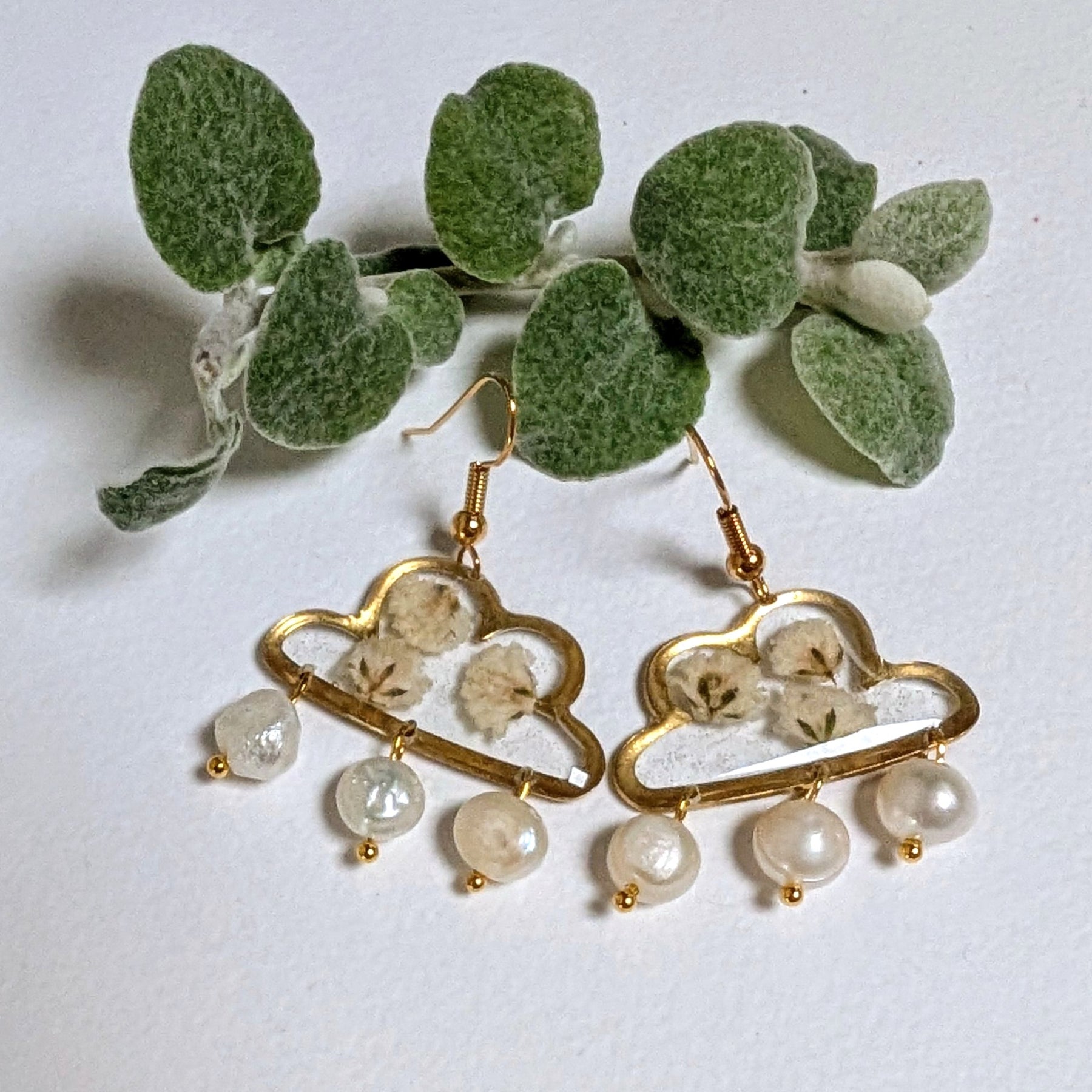 Real flower earrings, fresh water pearls, clouds