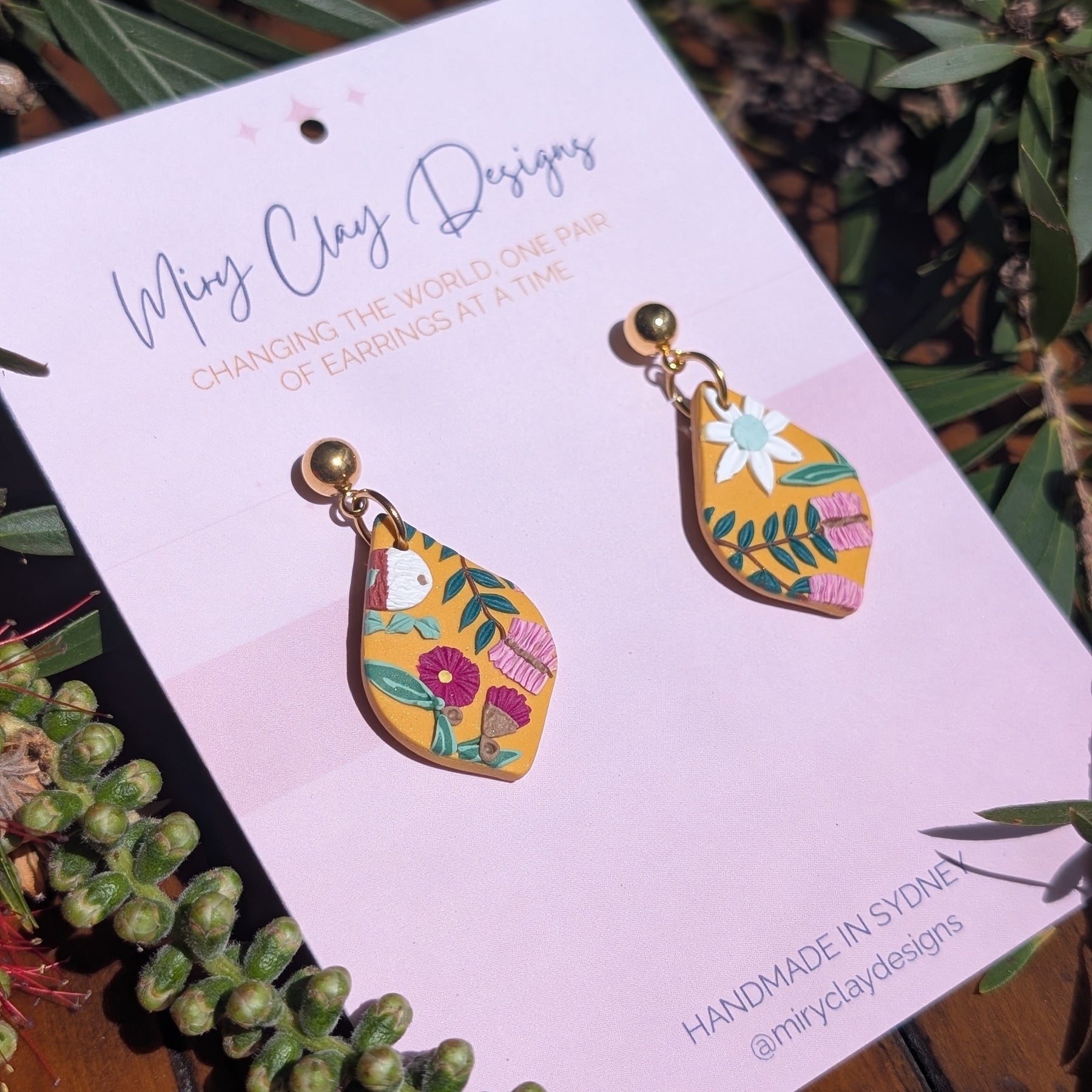 Mustard Native small Dangle