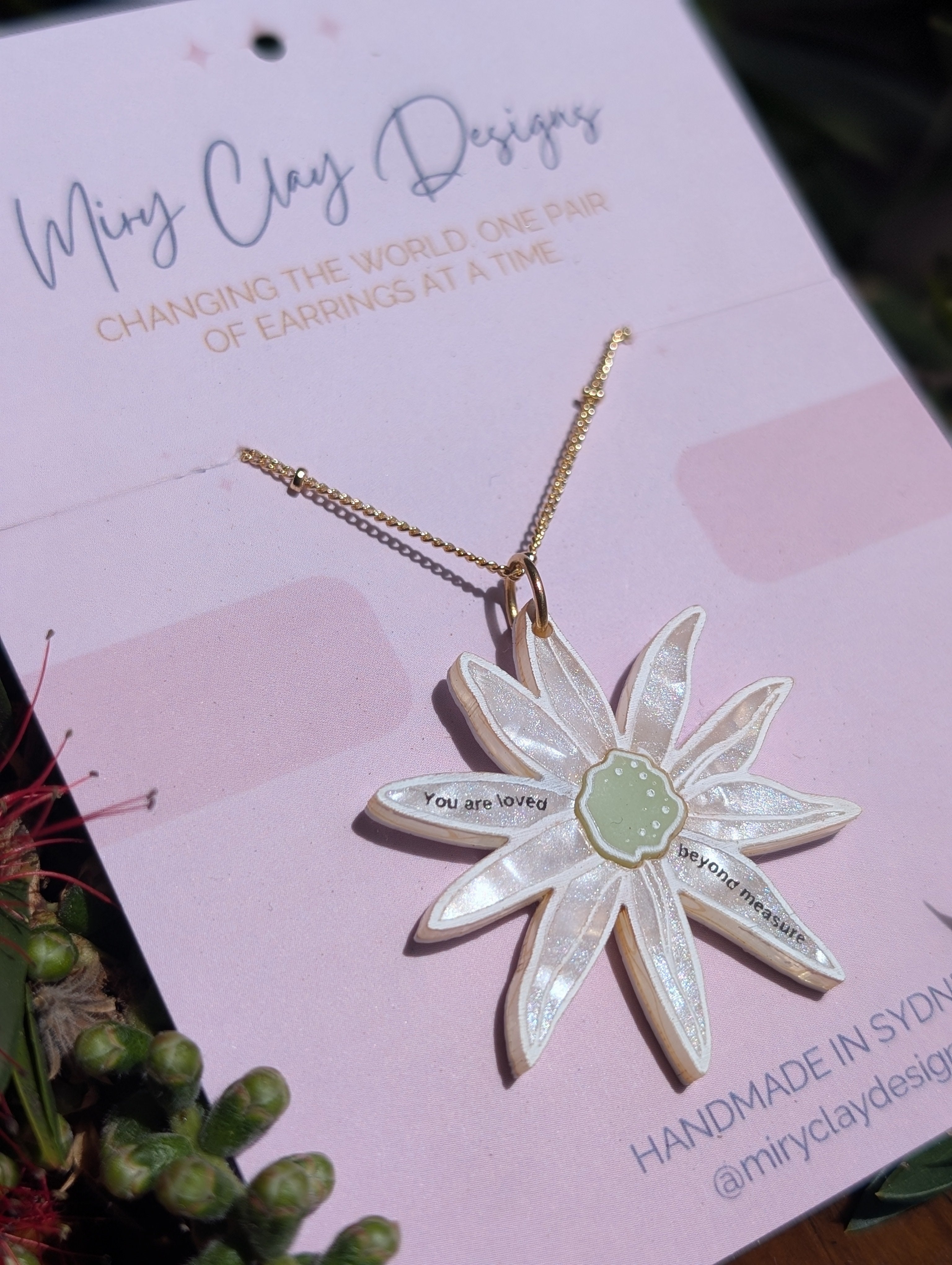 Af-fleur-mation Flannel Necklace