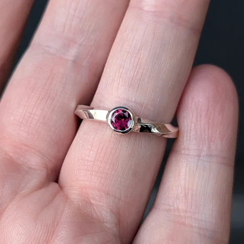 handmade rhodolite garnet twisted ring | dress ring