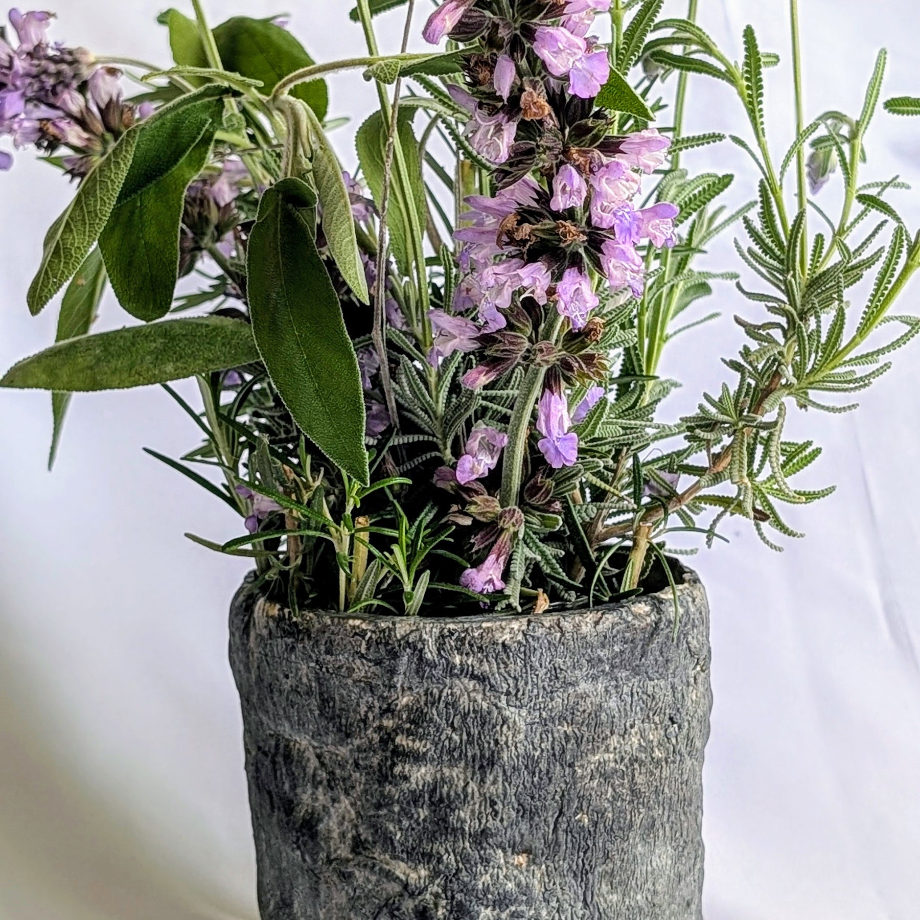 Handmade Paper Clay Vase – Charcoal Stone Finish