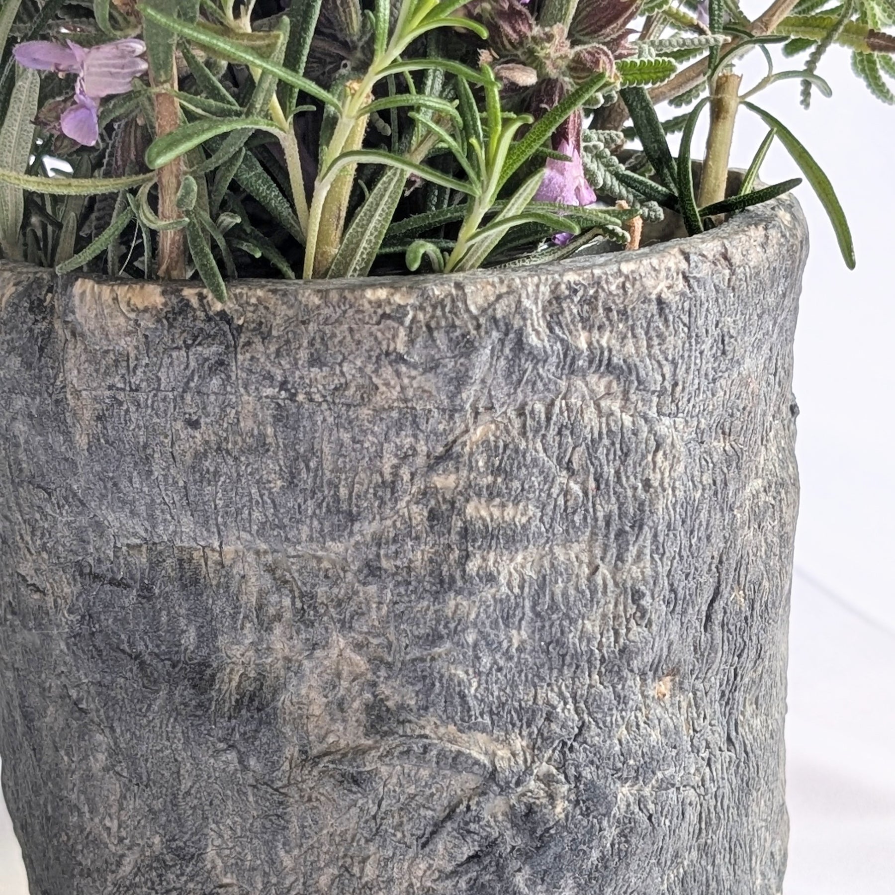Handmade Paper Clay Vase – Charcoal Stone Finish
