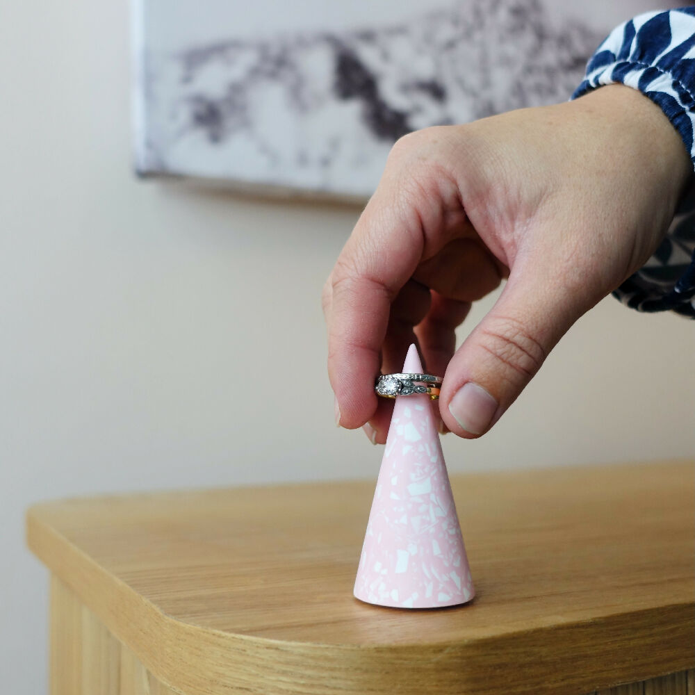 pink ring holder madeit 5