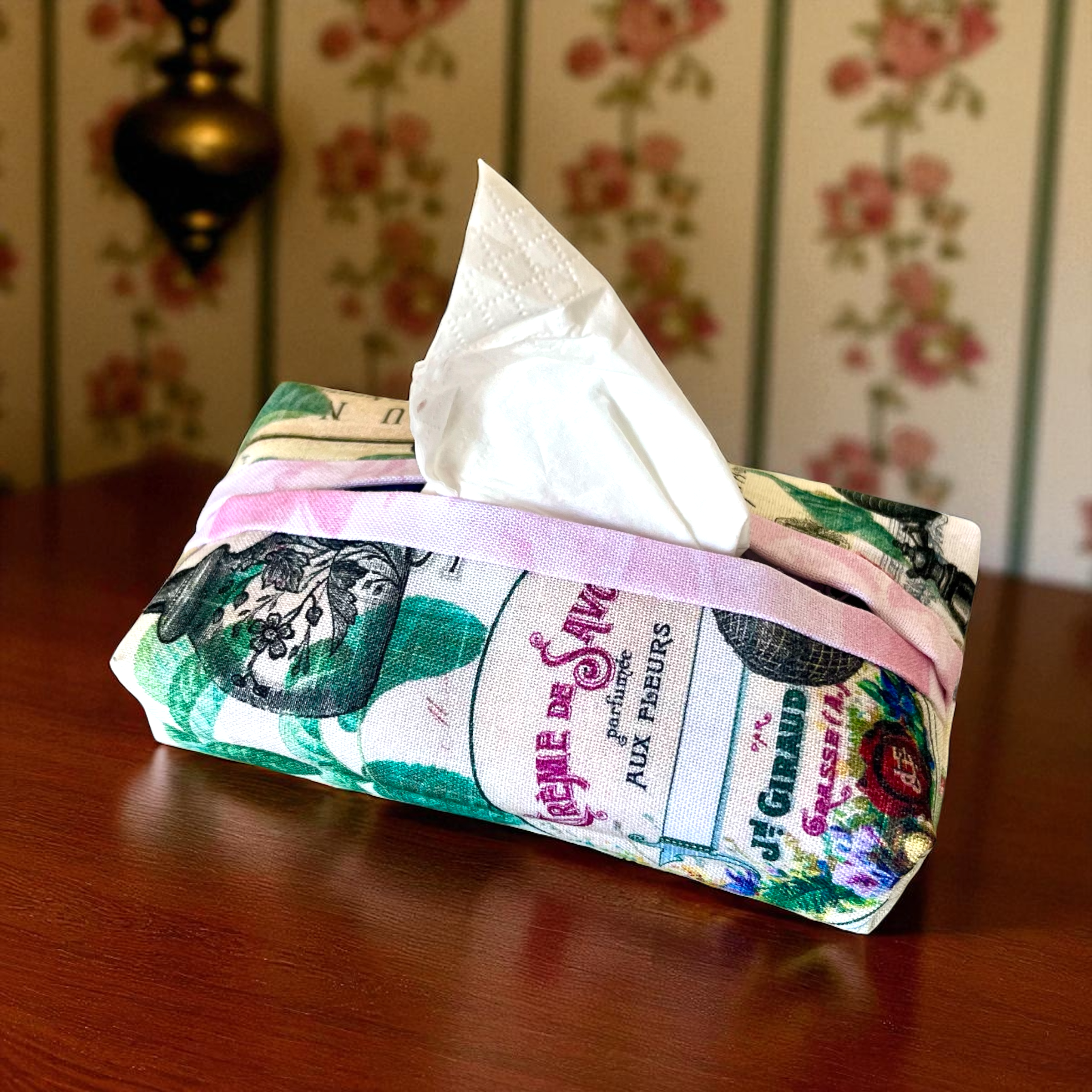 Handmade Vintage Design Tissue Holder