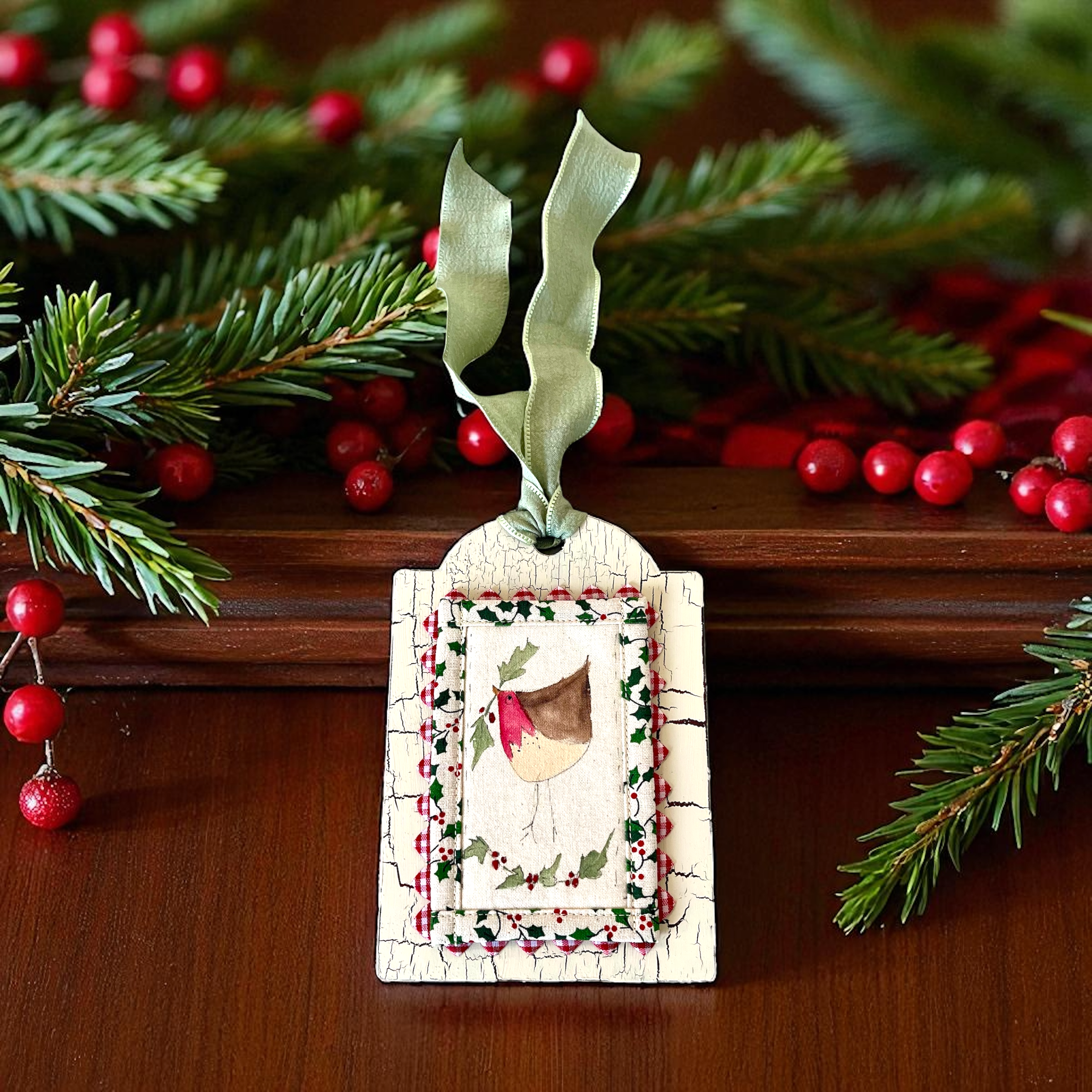 Handmade Large Wooden Robin Gift Tag Decoration