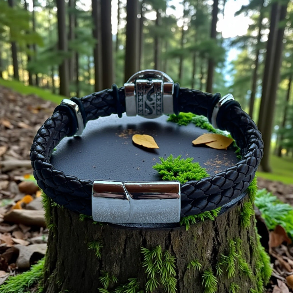 Steampunk watch parts cuff/bracelet brown leather