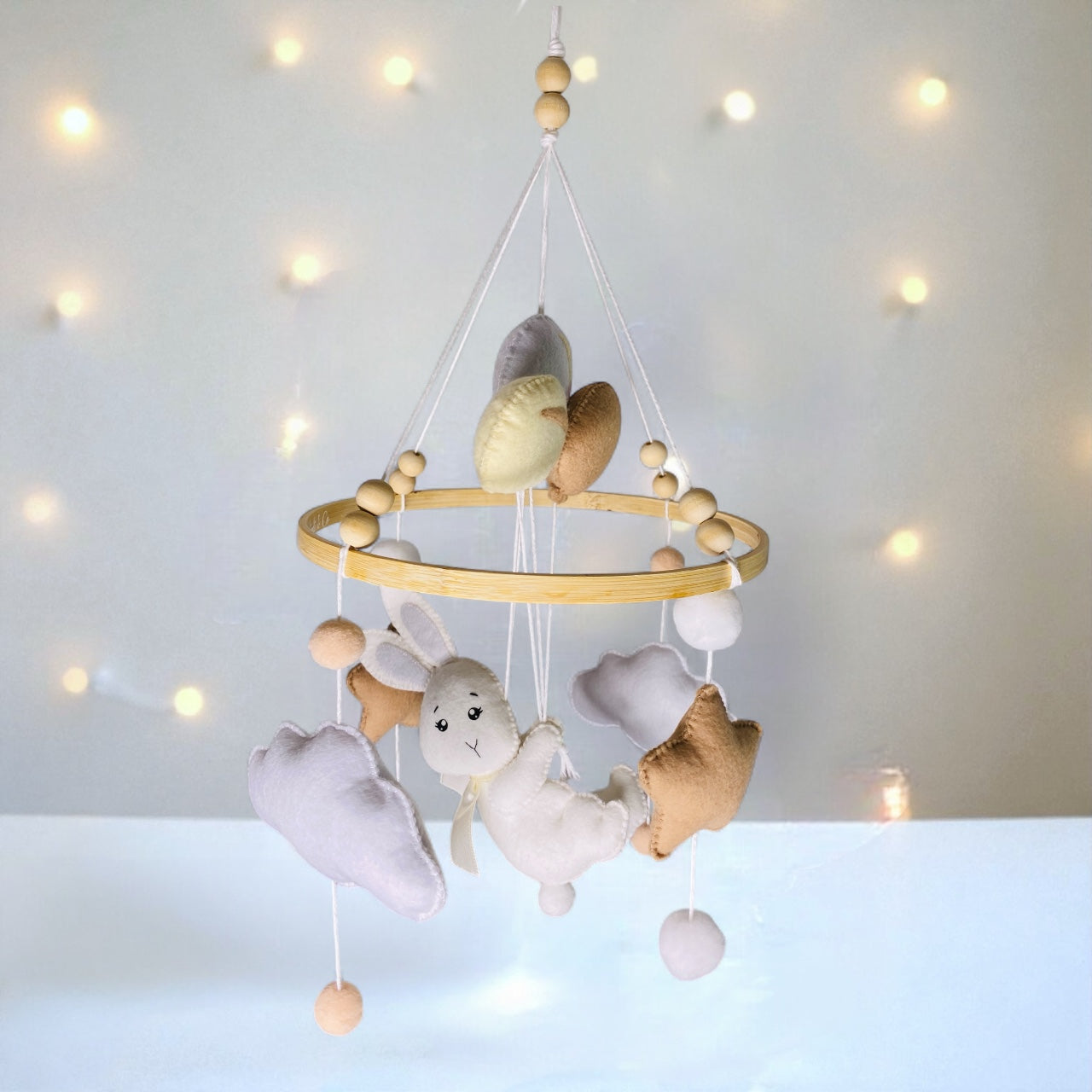 Ballon Bunny Baby Mobile