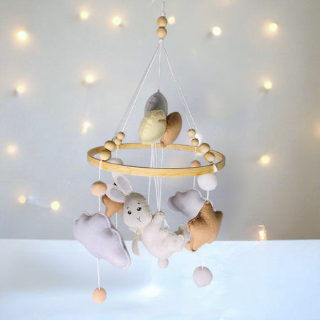 Ballon Bunny Baby Mobile