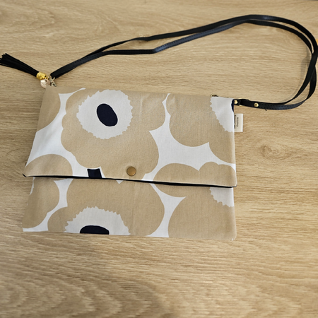 Marimekko - Beige and White Floral Crossbody Bag