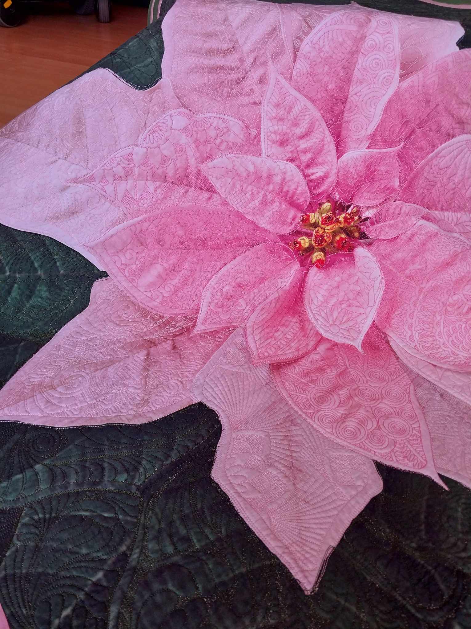 Poinsettia Lap/Wall Quilt