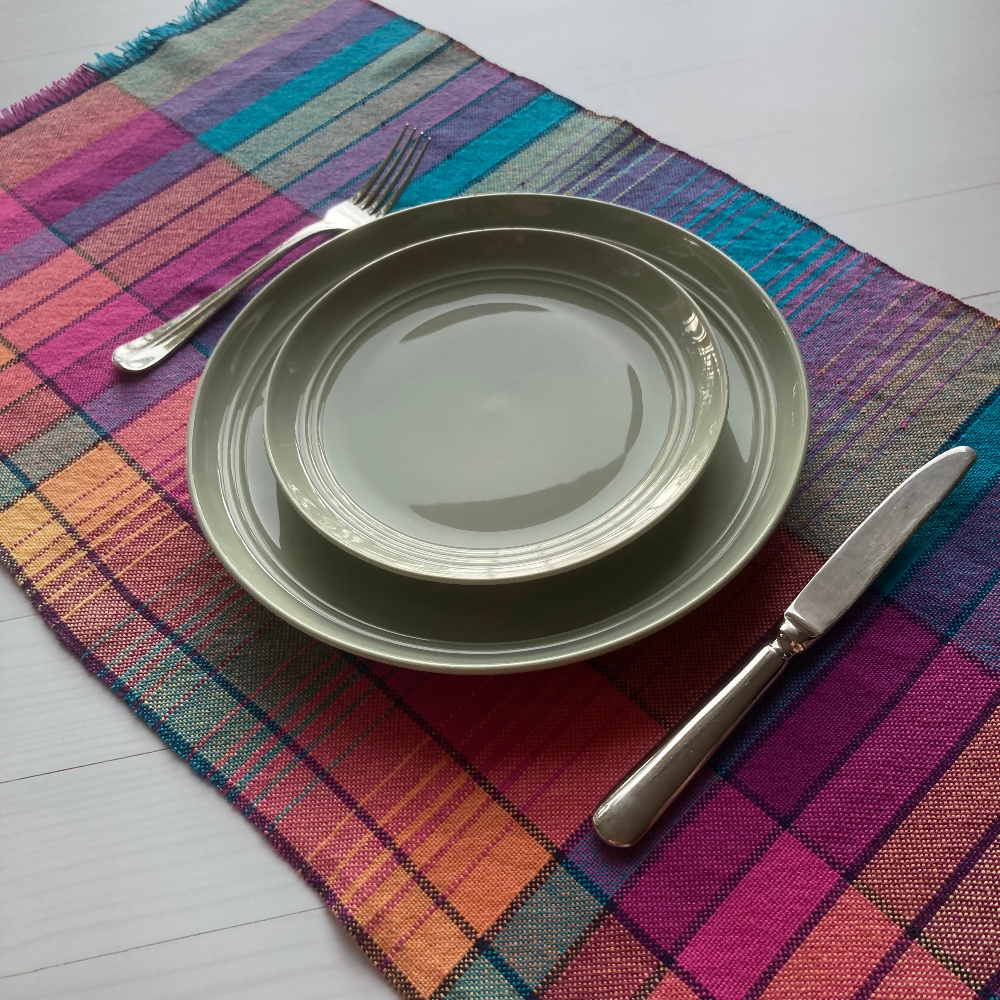 Table-runner-with-plate-entangled-happiness-handwovens-symmetrical (1)