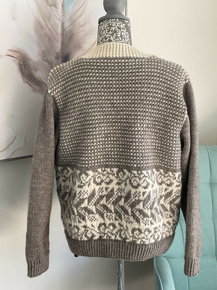 Winter Cardigan, Size is L