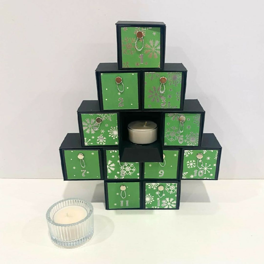 Green12adventcalendar-tealights-open