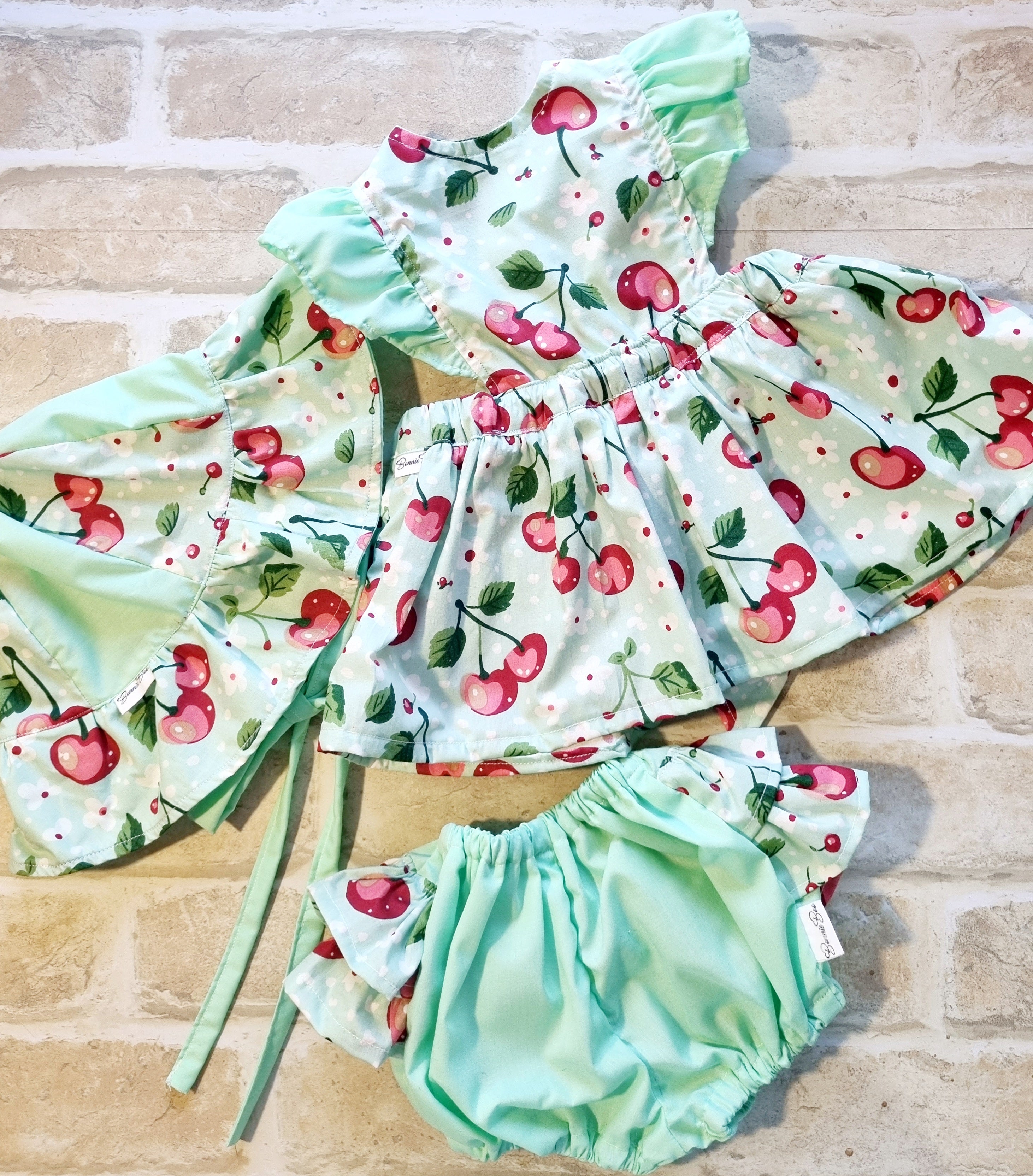 Ruffle Bum set - various colours - Size Small - E027