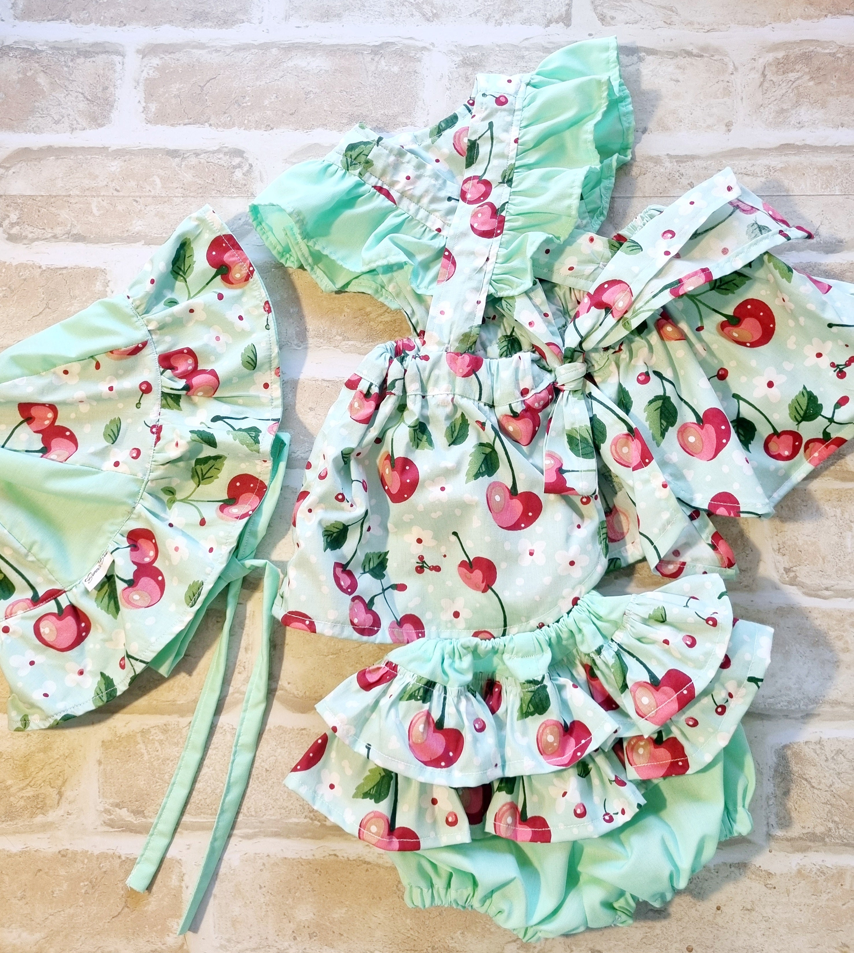 Ruffle Bum set - various colours - Size Small - E027