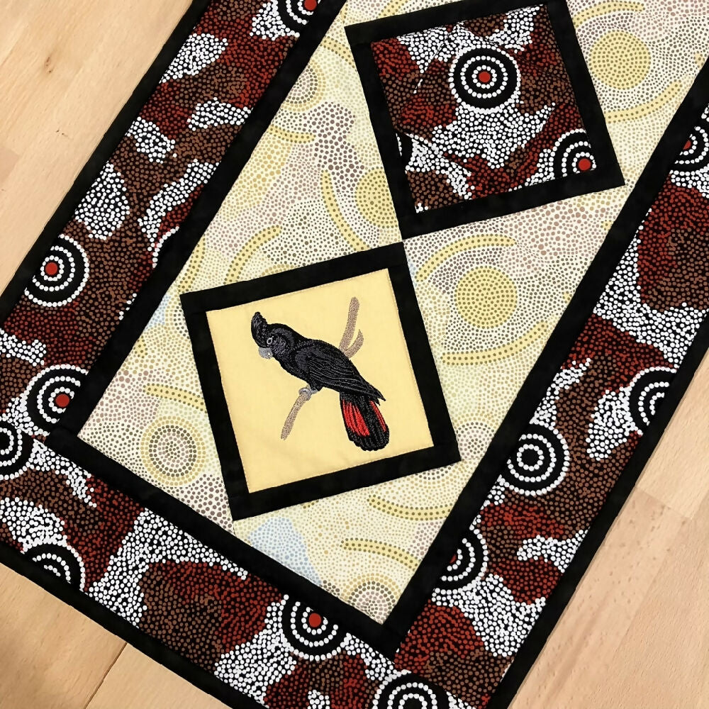 tablerunner-handmade-Australia-black cockatoo_5