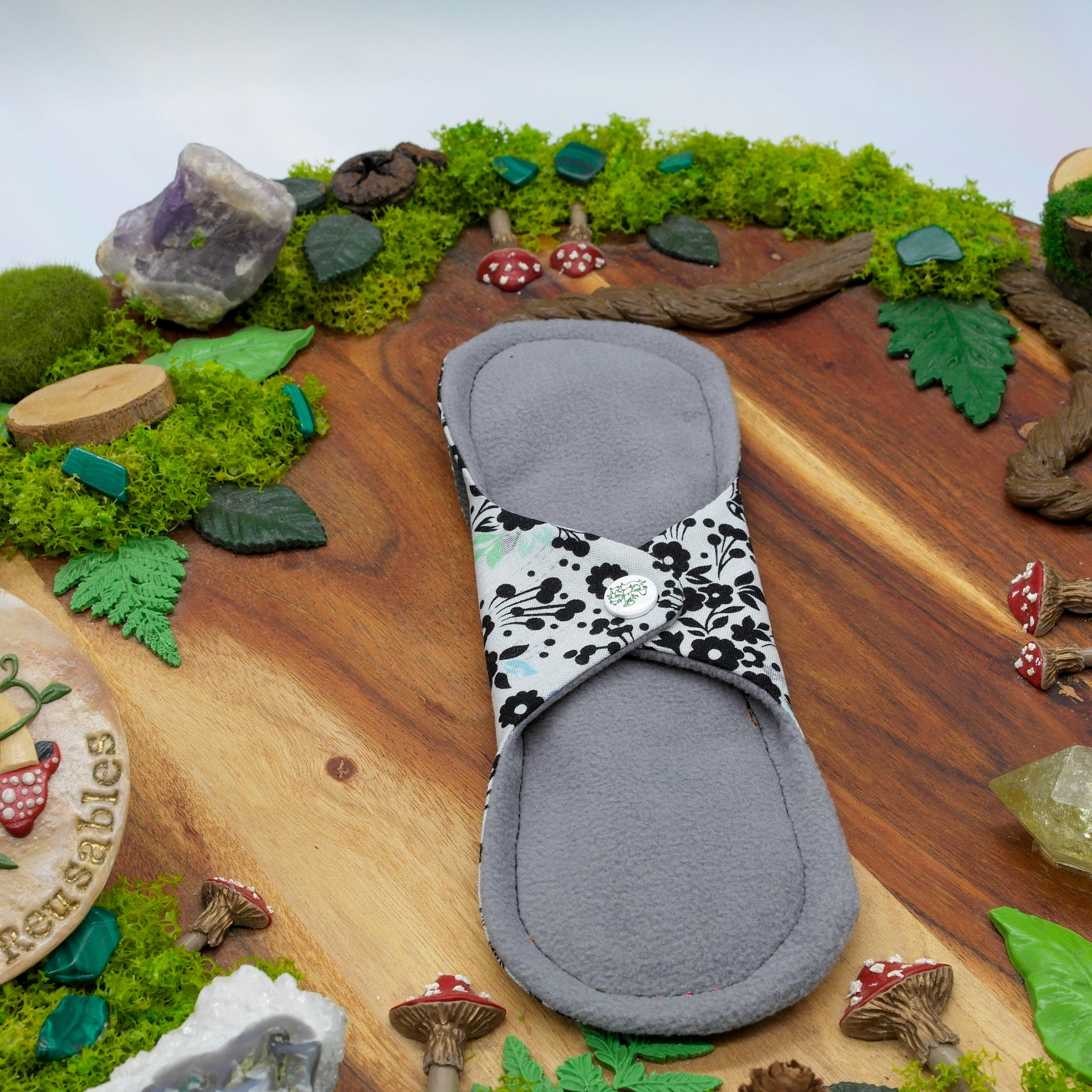 Eco-friendly reusable cloth pad 9" Heavy (Mishmash) - Mellow