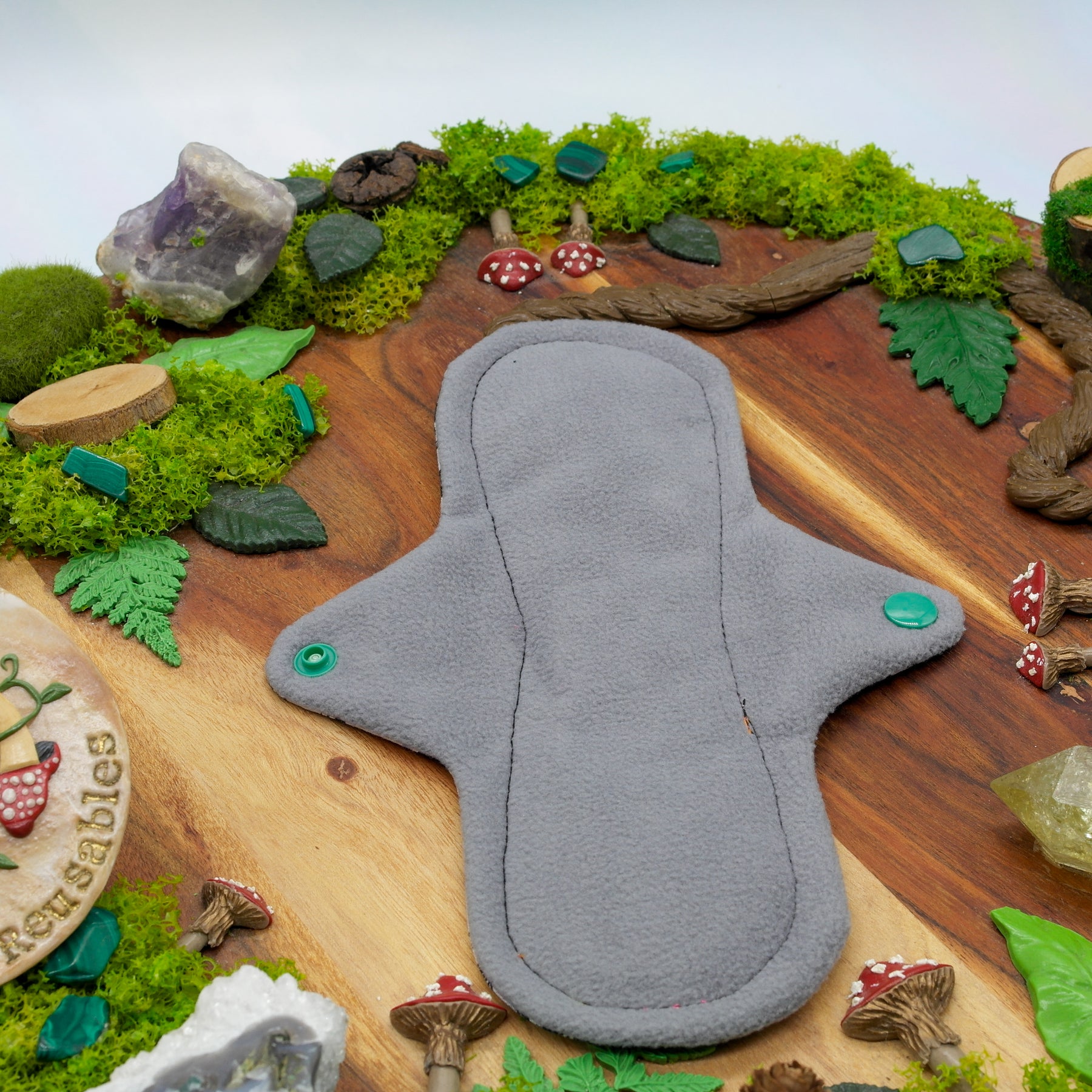 Eco-friendly reusable cloth pad 9" Heavy (Mishmash) - Mellow