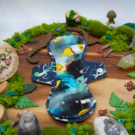 Reusable cloth pad 10