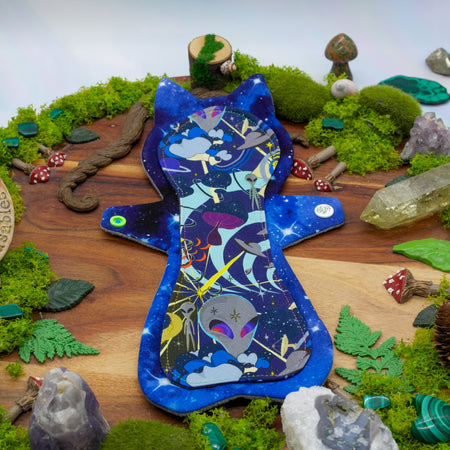 Reusable cloth pad 10