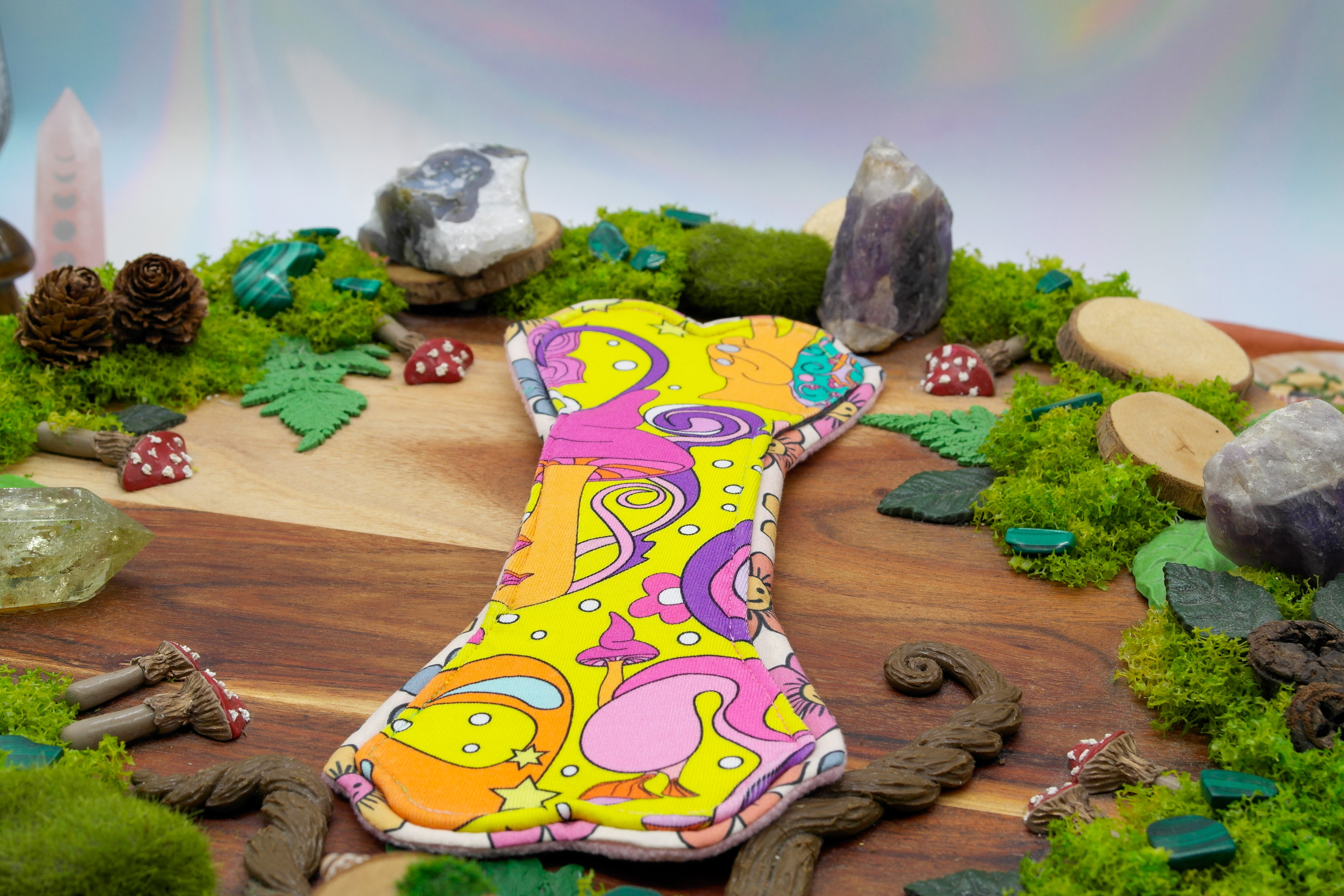 Reusable menstrual cloth pad 10" heavy (Lips of an Angel)