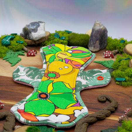 Reusable menstrual cloth pad 10