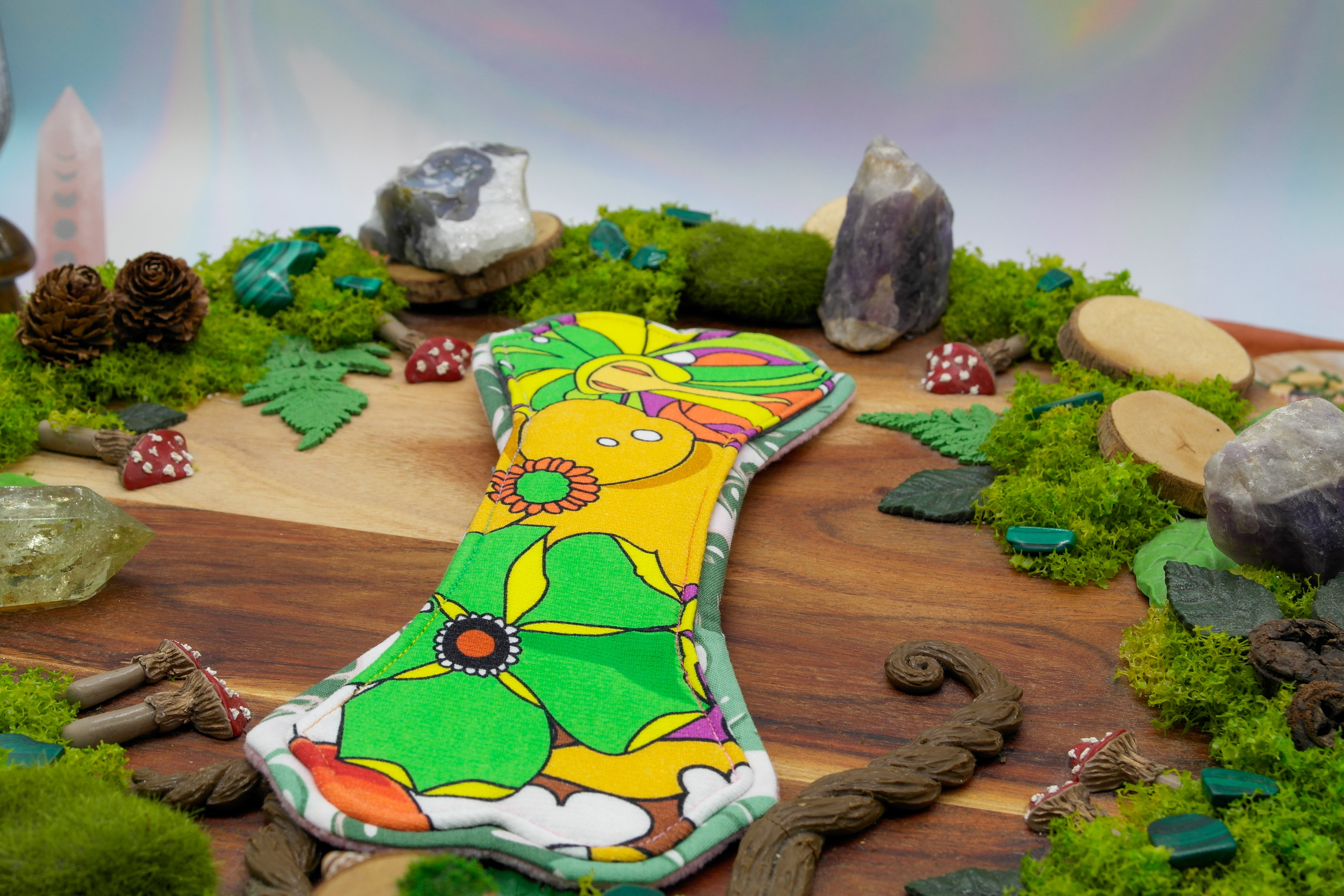 Reusable menstrual cloth pad 10" heavy (Lips of an Angel)