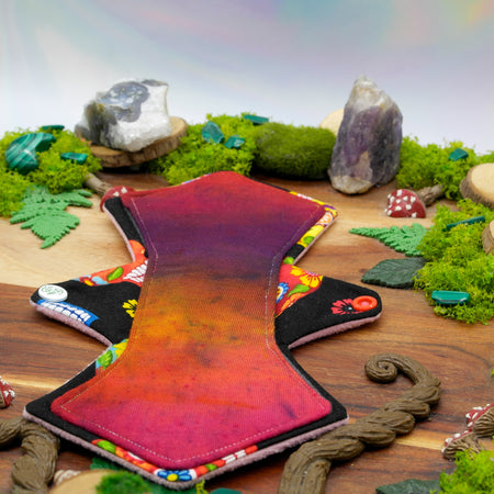 Reusable menstrual cloth pad 10