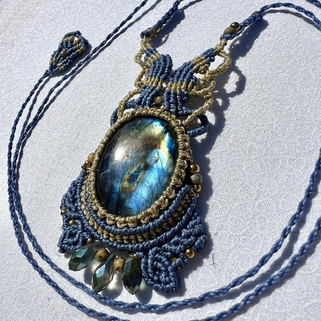 Labradorite Micro Macrame Necklace +Free Microfiber Pouch