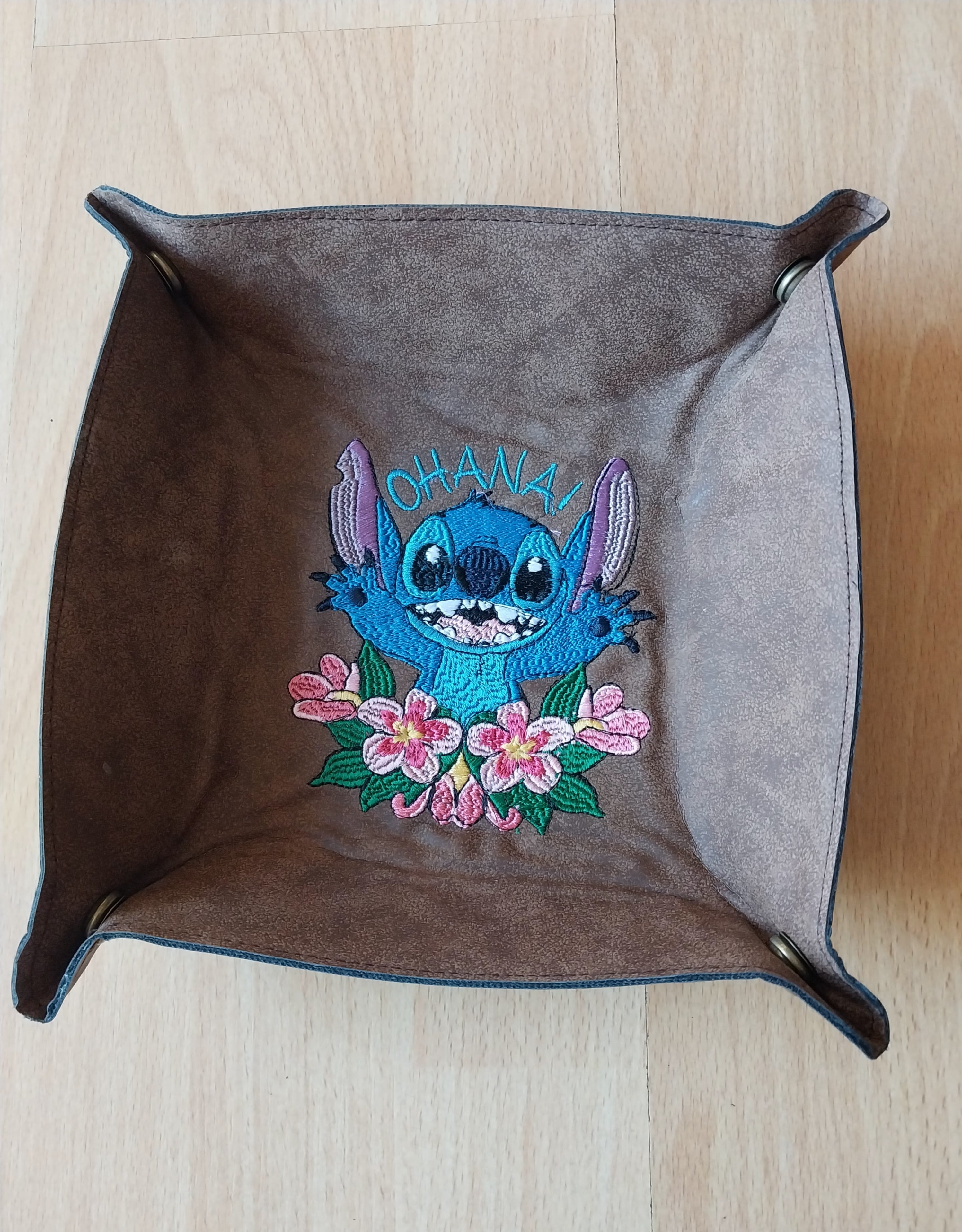 Stitch Catch-all/Utility Tray