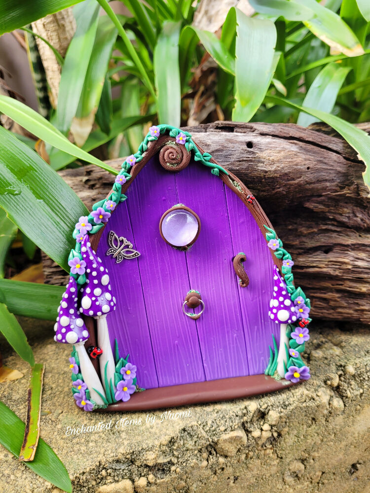 Pretty purple ombre flower Fairy door