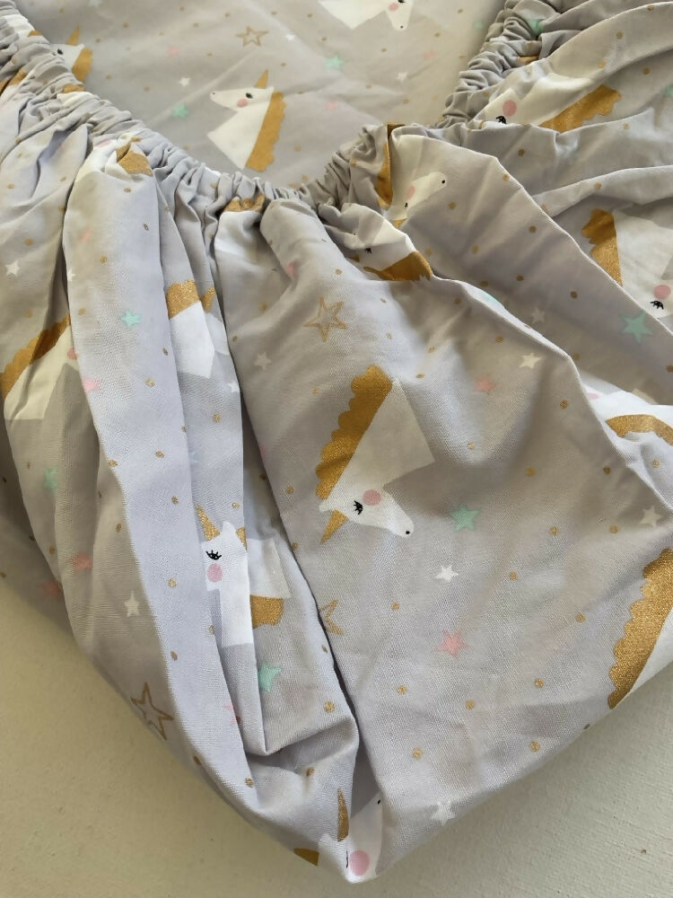 Cot Sheet / Fitted / Unicorns