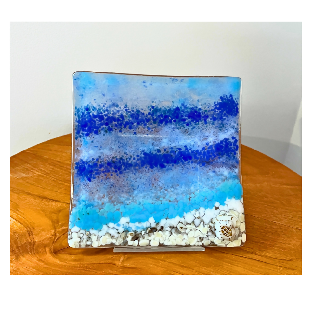 Turquoise Tranquility: Fused Glass Beach Plate with Turtle