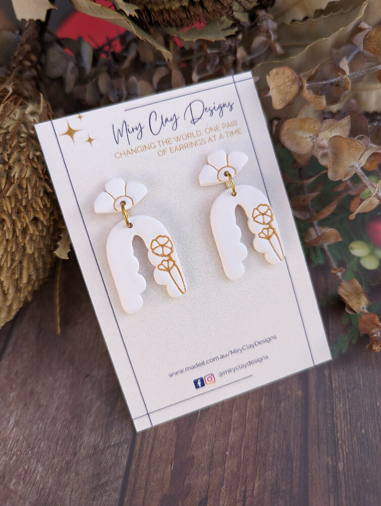 Poppy white dangles