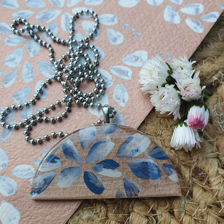 The Medika Collection | resin pendant necklace | blue rose gold