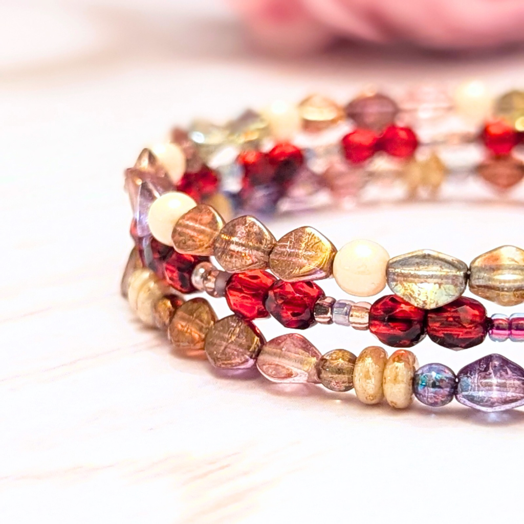 Beaded wire bracelet | Shimmering red beads and glass pearls | Unique | One of a kind design | Minimalist boho