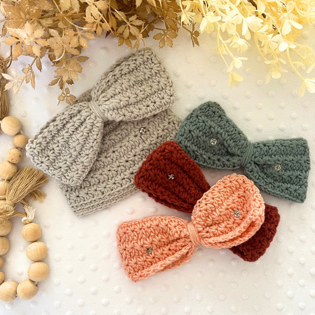 Handmade Crochet Baby Hat With Clip On Bows - Big Bow Crochet Baby Hat