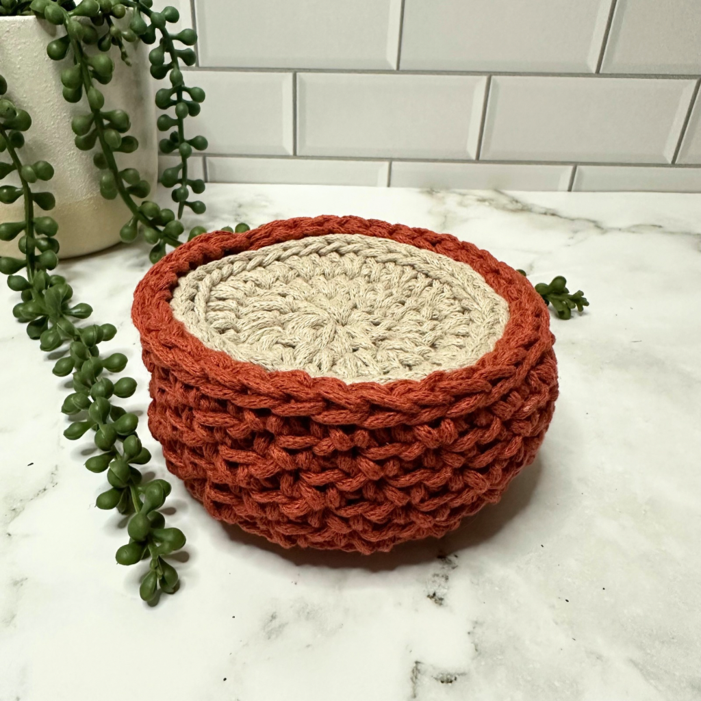 Earth Tones Crochet Set – Terracotta Basket with Beige Coasters (4-Piece Set)
