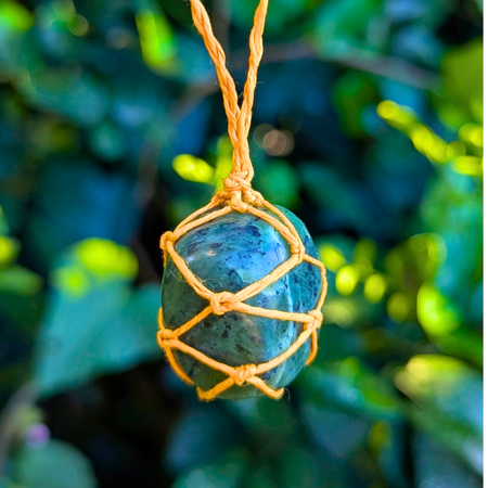 Gemstone necklace | Jade | Hemp | One of a kind | Intention - Abundance