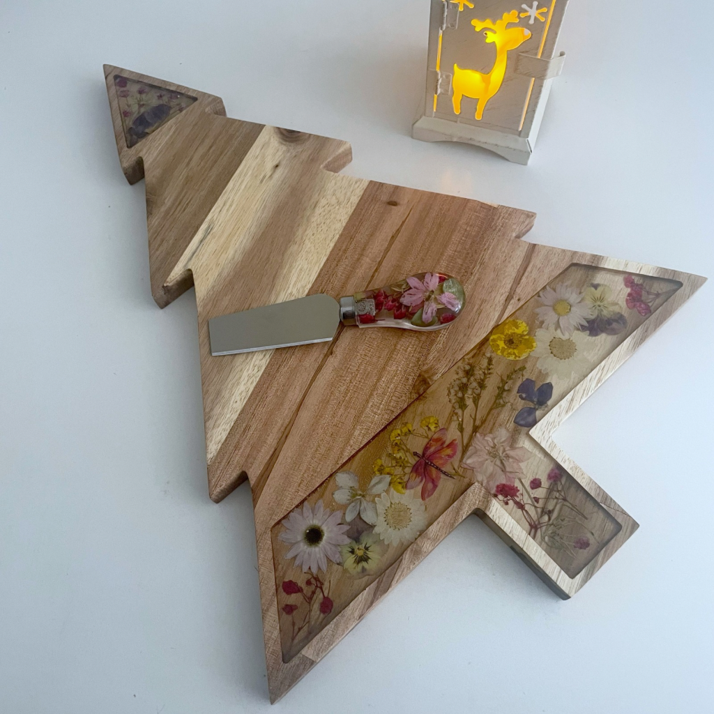 Botanical Christmas Tree Serving Board and Knife Set (No.2)