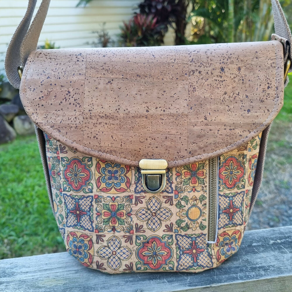 Crossbody Bag- Cork, Light Brown, Patterned with Flap