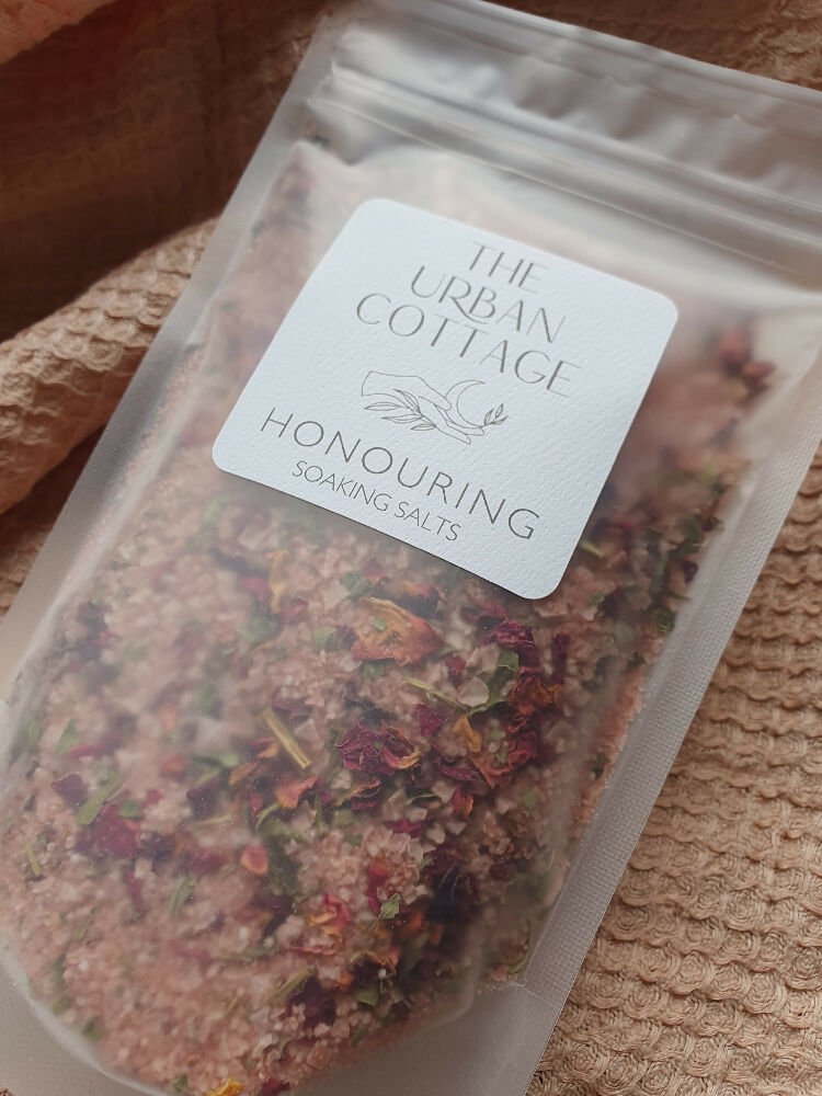 HONOURING Luxury Soaking Salts