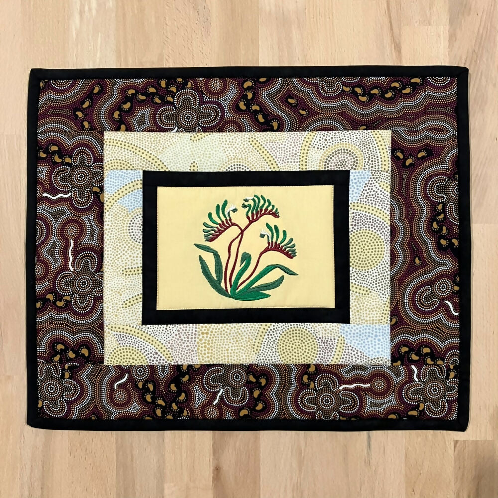 placemat-handmade-Australia-kangaroo-paw_5