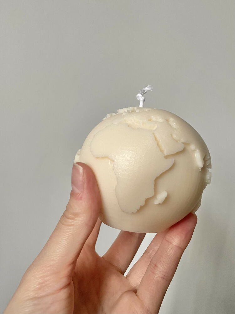 Globe Pillar Candle