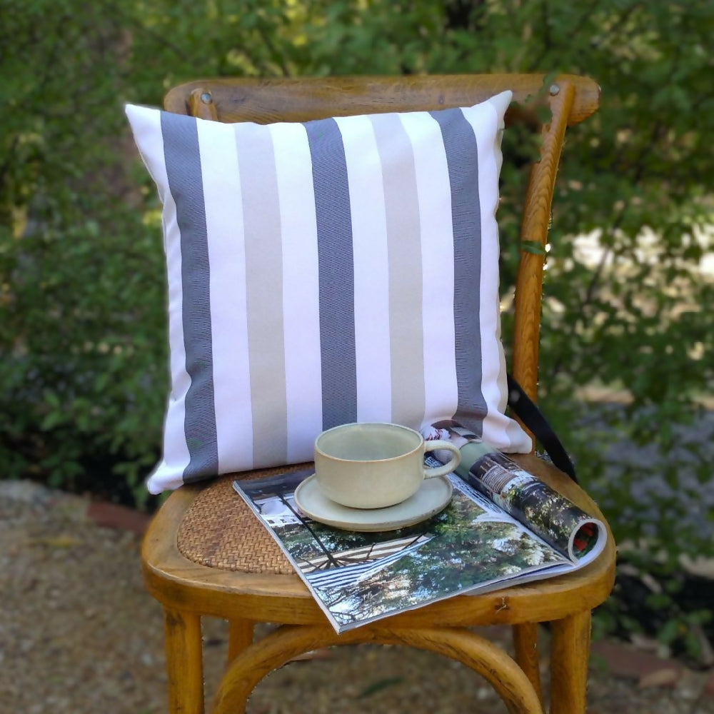 blue white beige chshion cover3