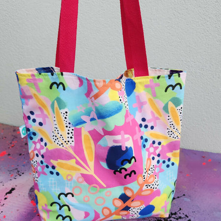 Abstract Daintree Colourful Medium Tote Bag