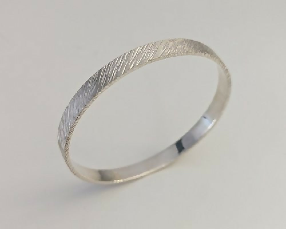 hammered bangle