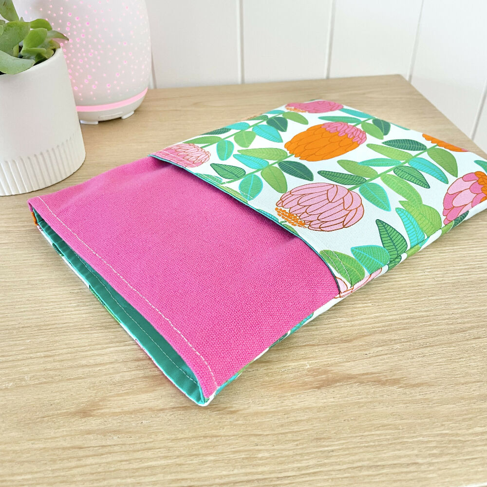 Book Sleeve~ Bright Proteas