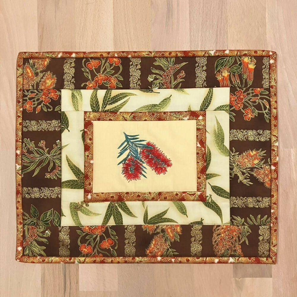 placemat-handmade-quilted-Australia-bottlebrush_2