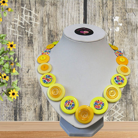 Button necklace - Floral Fantasy